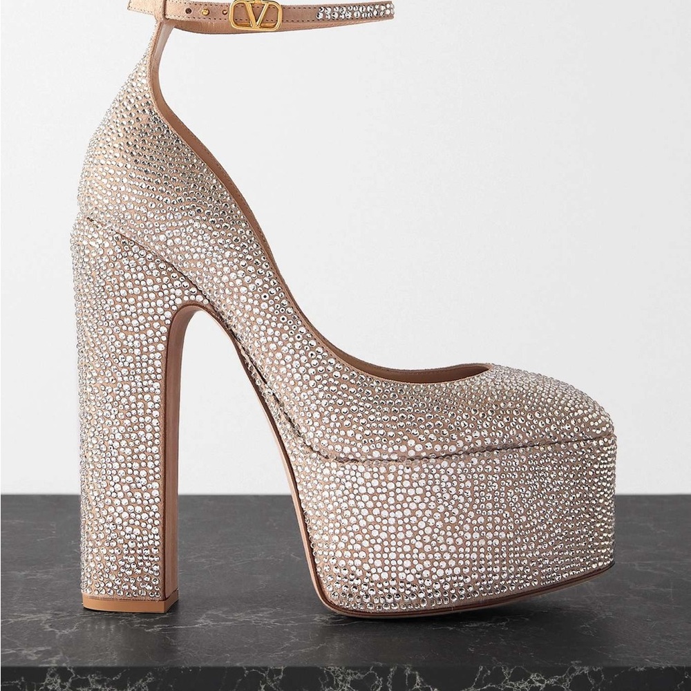 Valentino Garavani Tan Go Crystal embellished Platform Pump Size 39